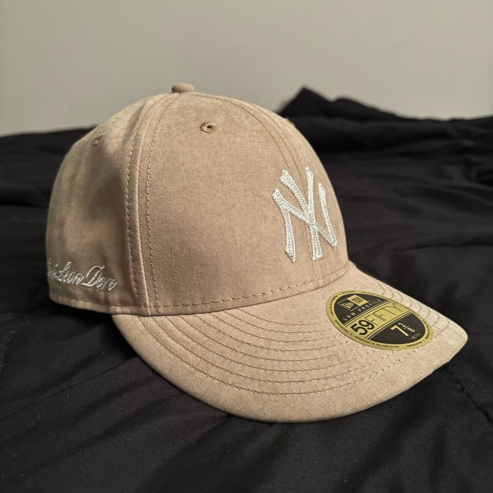Aime Leon Dore x New Era brushed nylon New York Yankees hat in khaki size 7 3/8